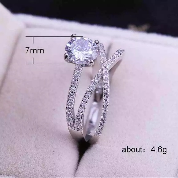 925 SS Crisscross CZ Ring - Picture 4 of 8